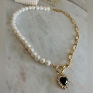 NWT | Heart of sea necklace